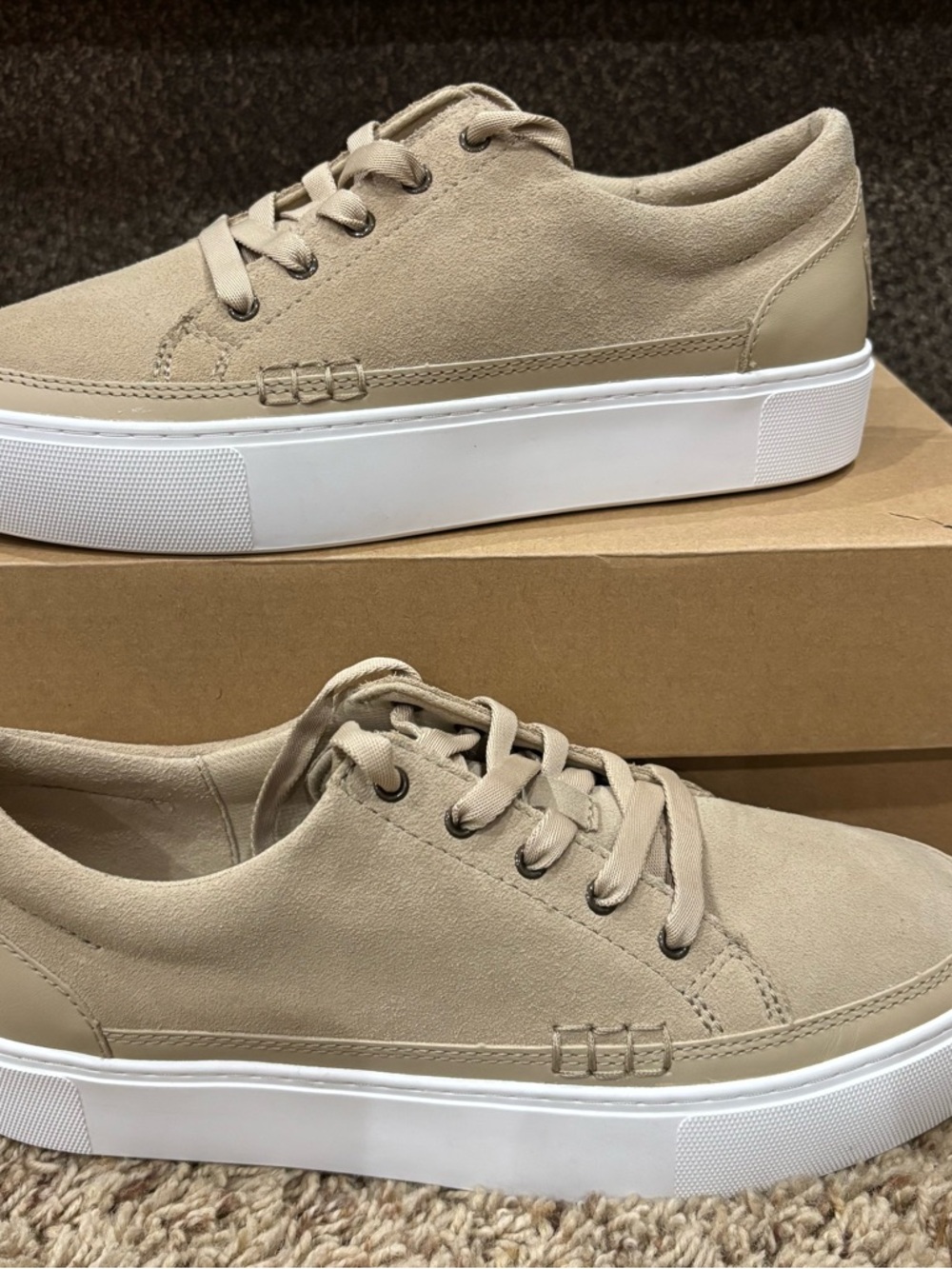 UGG Zilo Womens Platform Lace Up Casual Shoes Sneakers Tan Suede Size 8